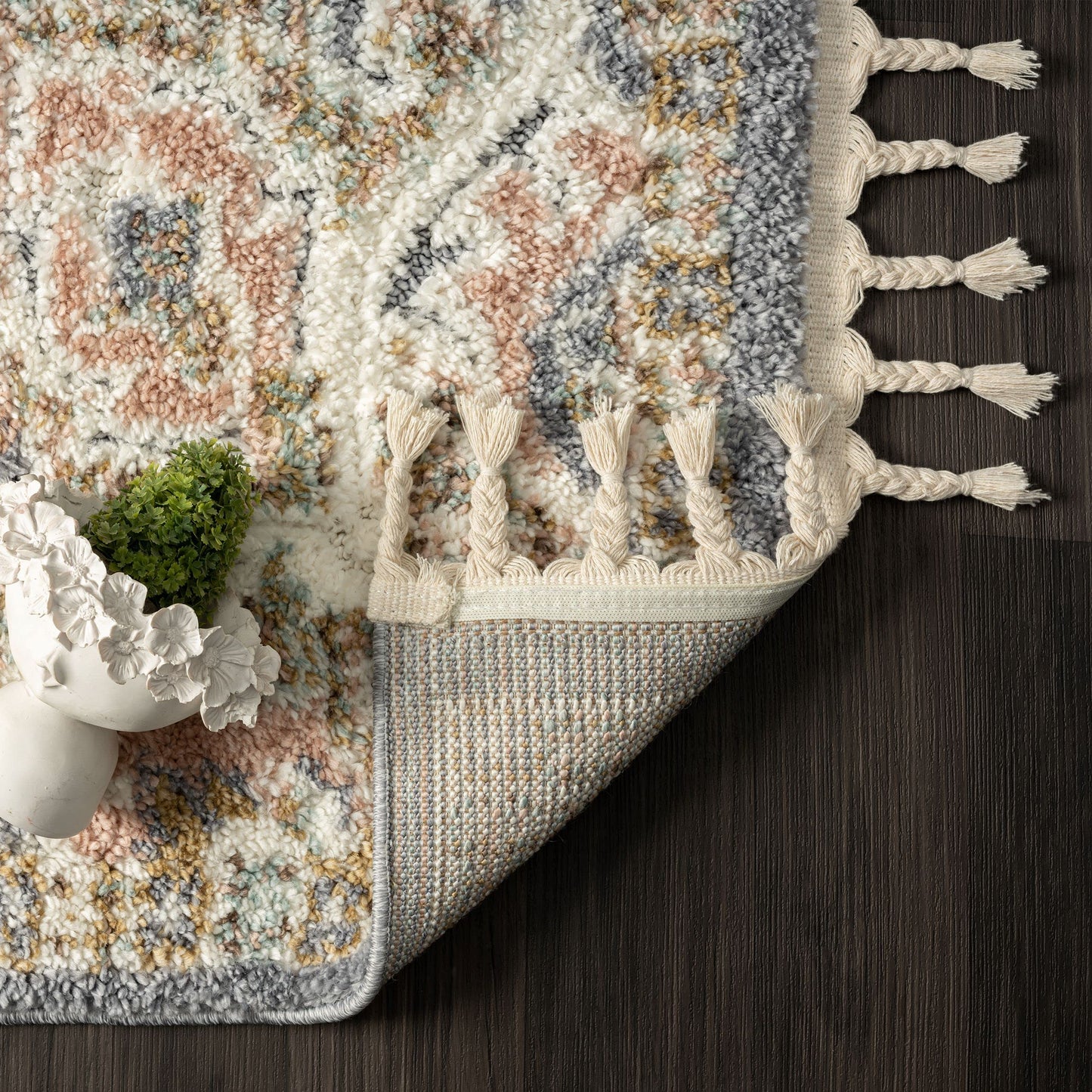LUXE WEAVERS Southwestern Medallion Fringe Gray 5x7 Area Rug