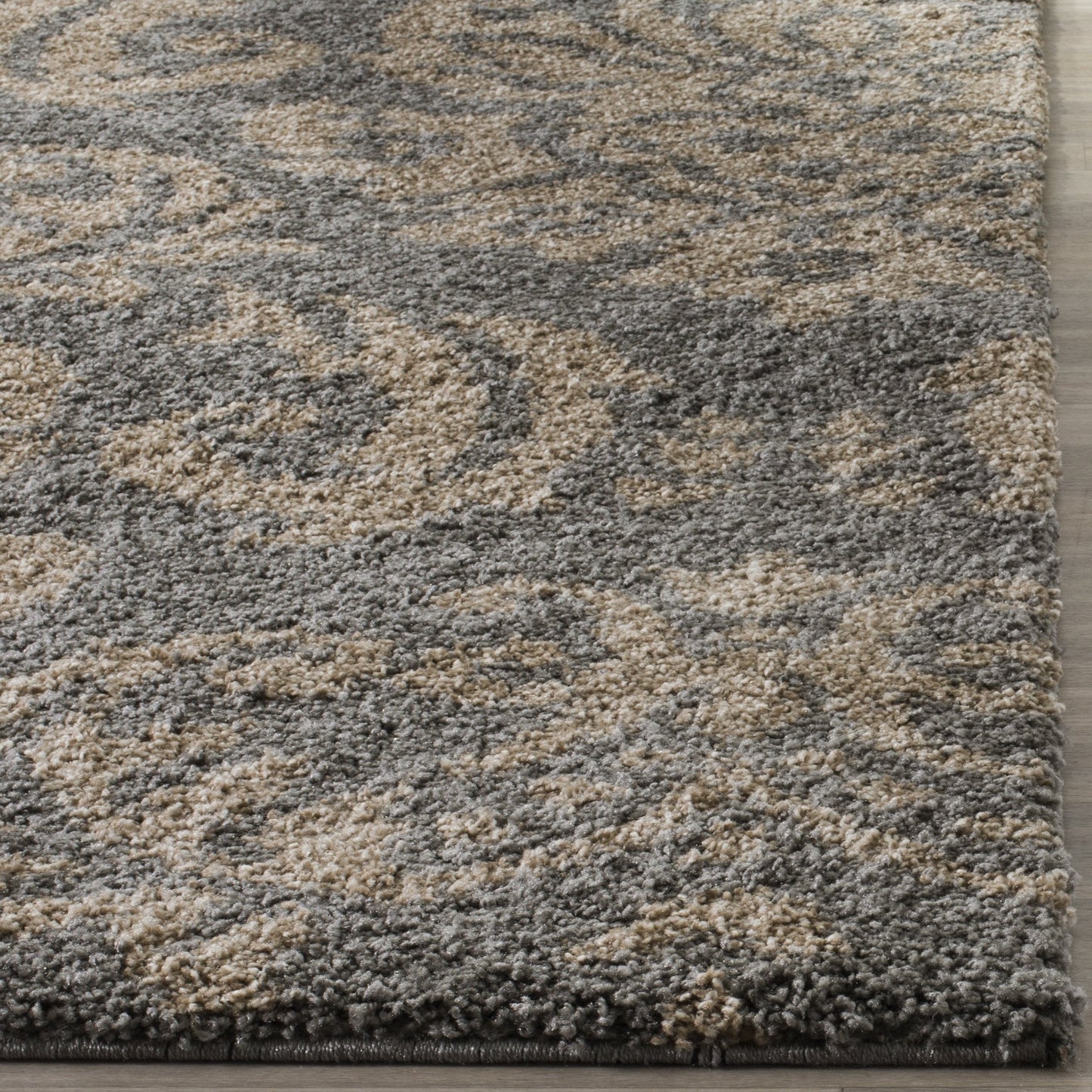 SAFAVIEH Area Rug 8x10 - Florida Shag Collection - Large - Grey & Beige, Damask Design, Non-Shedding & Easy Cleaning, Plush Thick Pile, Ideal for Living Room, Bedroom, Dining Space (SG460013)