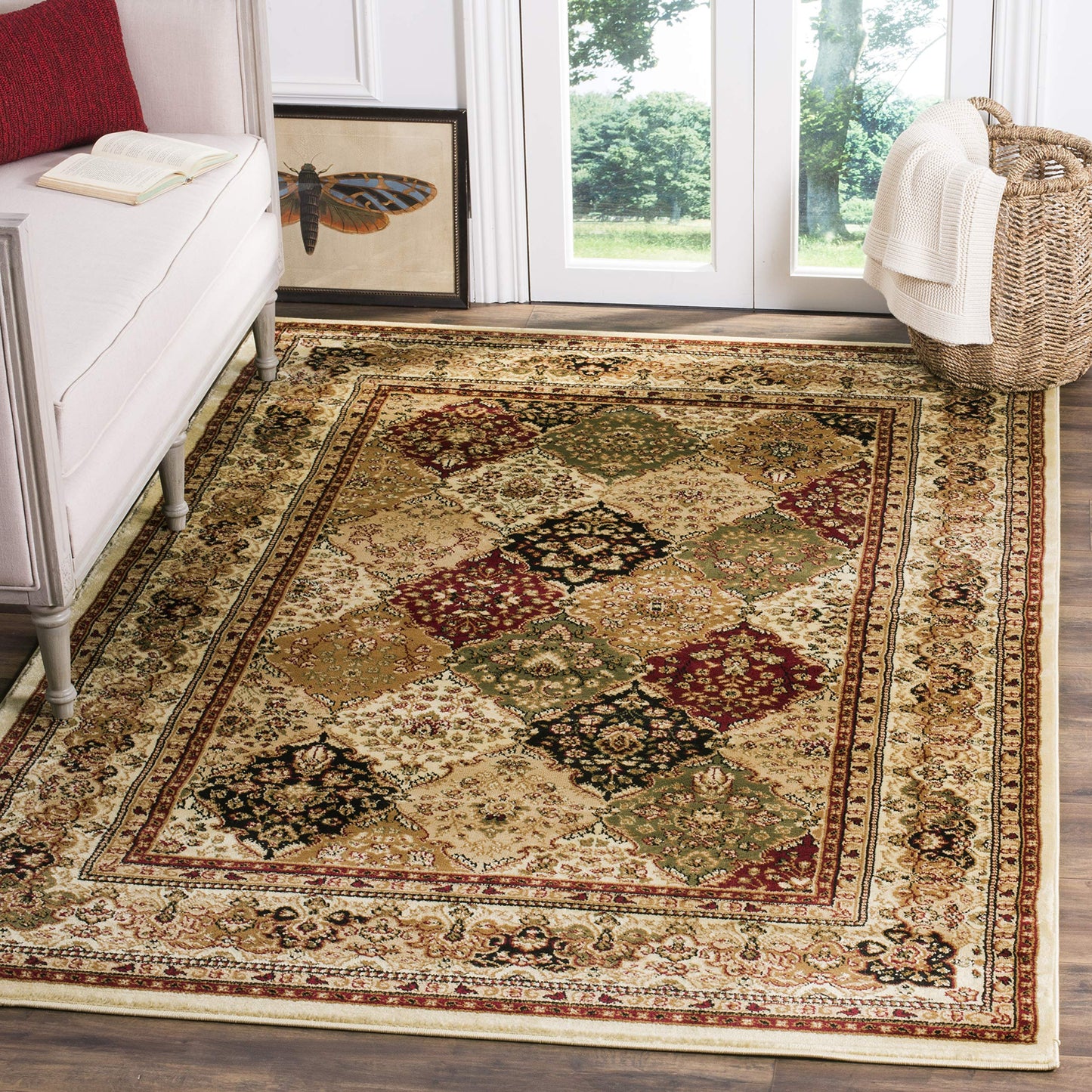SAFAVIEH Lyndhurst Collection Accent Rug - 4' x 6', Multi & Ivory, Traditional Oriental Design, Non-Shedding & Easy Care, Ideal for High Traffic Areas in Entryway, Living Room, Bedroom (LNH221A)