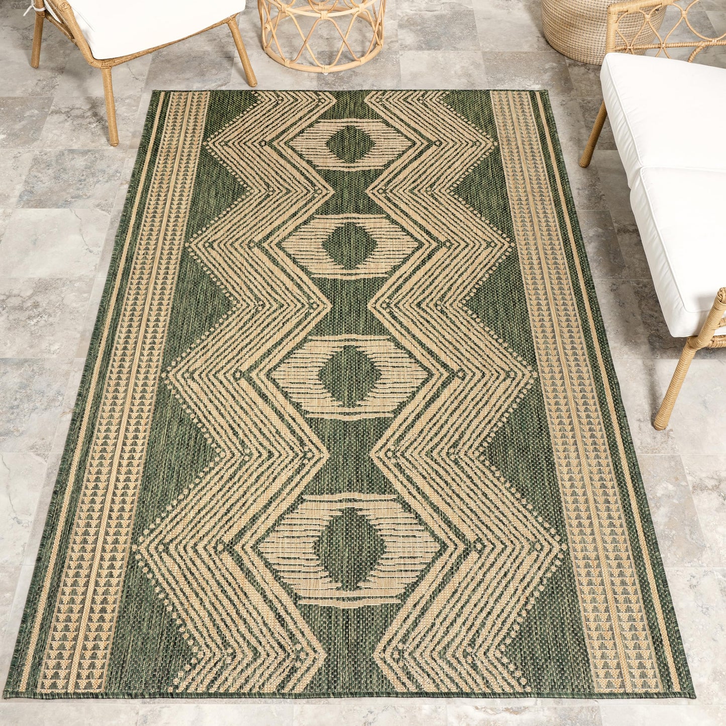 Nuloom Ranya Green/Ivory, 4' x 6', Tribal Geometric, Soft and Cozy, High Traffic, Stain Resistant, Easy Clean, Durable Area Rug for Indoor/Outdoor Patio, Deck, Porch, Garden, Courtyard