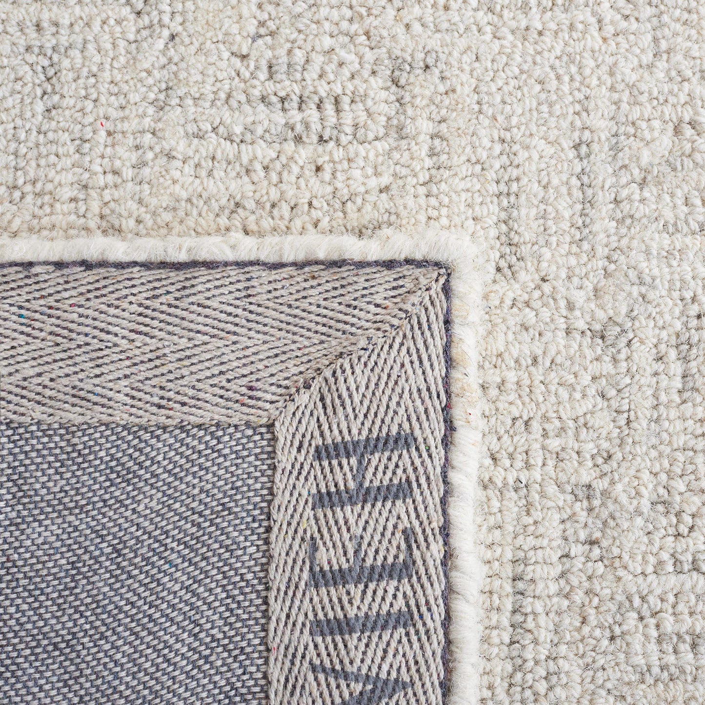 SAFAVIEH Micro-Loop Collection Area Rug - 9' x 12', Light Grey & Ivory, Handmade Wool, Ideal for High Traffic Areas in Living Room, Bedroom (MLP537F), Light Grey/Ivory