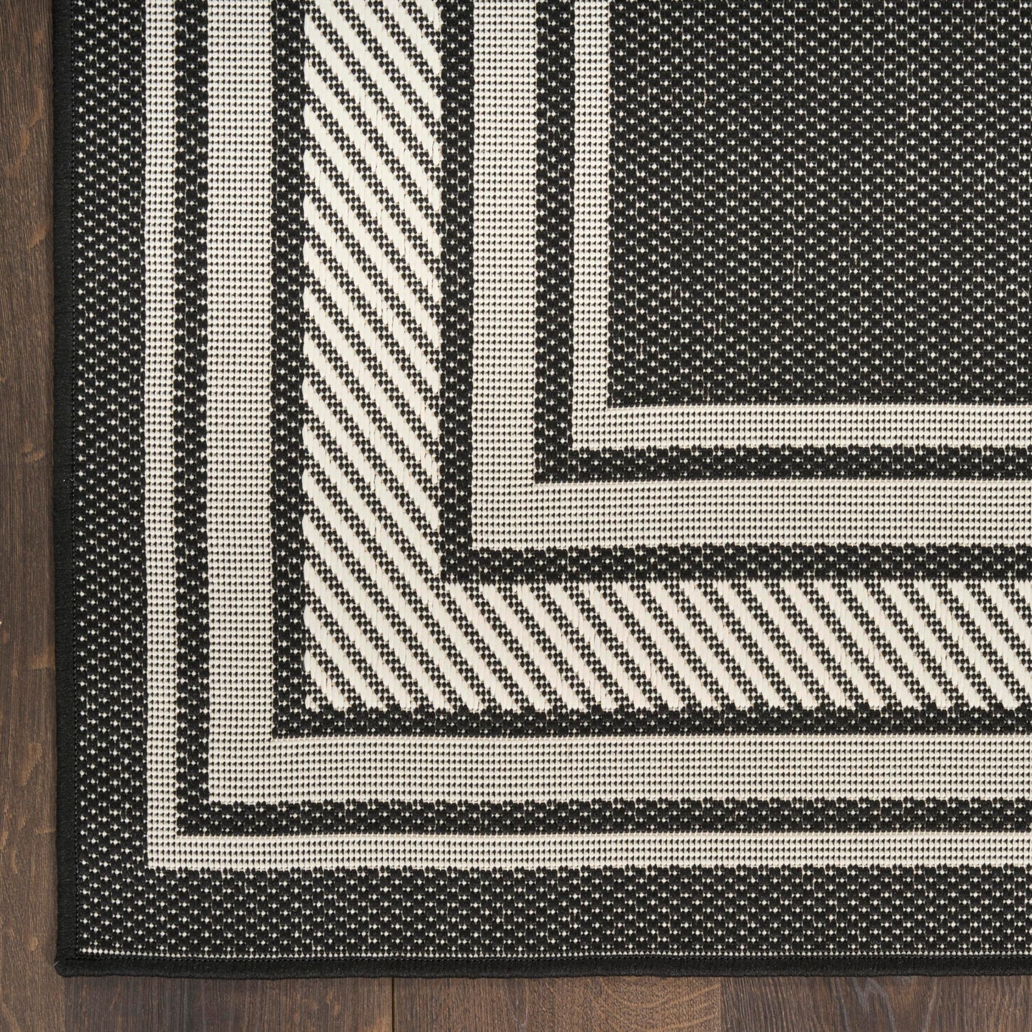 Nourison Home Horizon Indoor/Outdoor Black 4' x 6' Area Rug - Easy Clean, Non Shedding, Bed Room, Living Room, Dining Room, Kitchen (4' x 6')