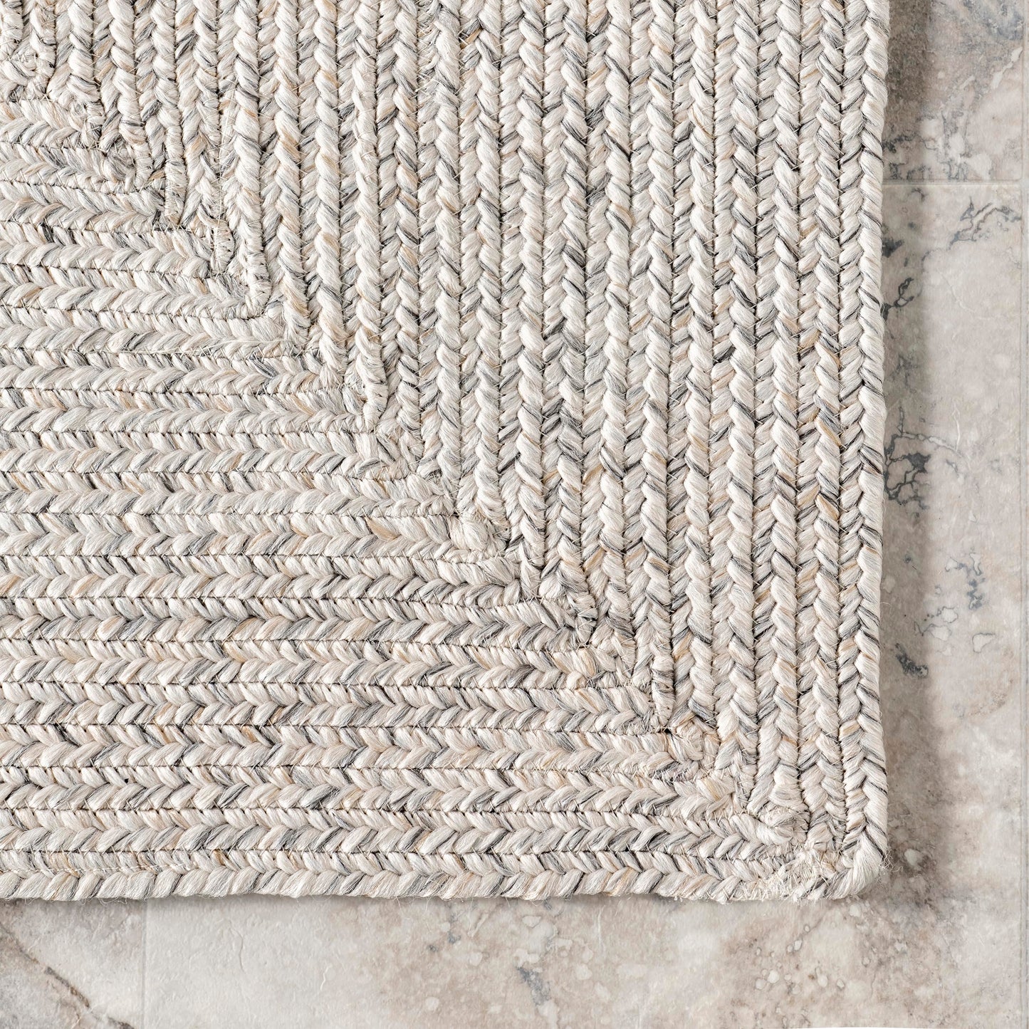 nuLOOM 4' x 6' Solid Hand Braided Indoor/Outdoor Area Rug, Pet-Friendly, High Traffic, Weather Resistant, for Patio, Balcony, Bedroom, Living Room, Dining Room, Wynn Ivory