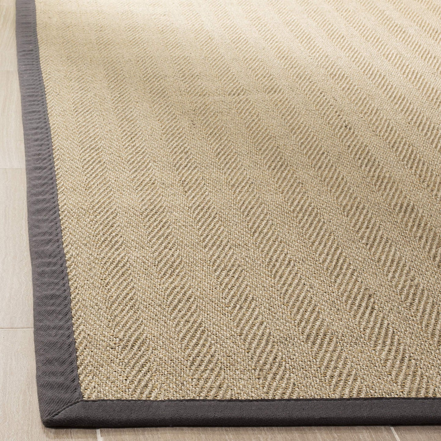 SAFAVIEH Natural Fiber Collection Accent Rug - 2' x 3', Natural & Grey, Rustic Farmhouse Border Sisal Design, Easy Care, Ideal for High Traffic Areas in Entryway, Living Room, Bedroom (NF134A)