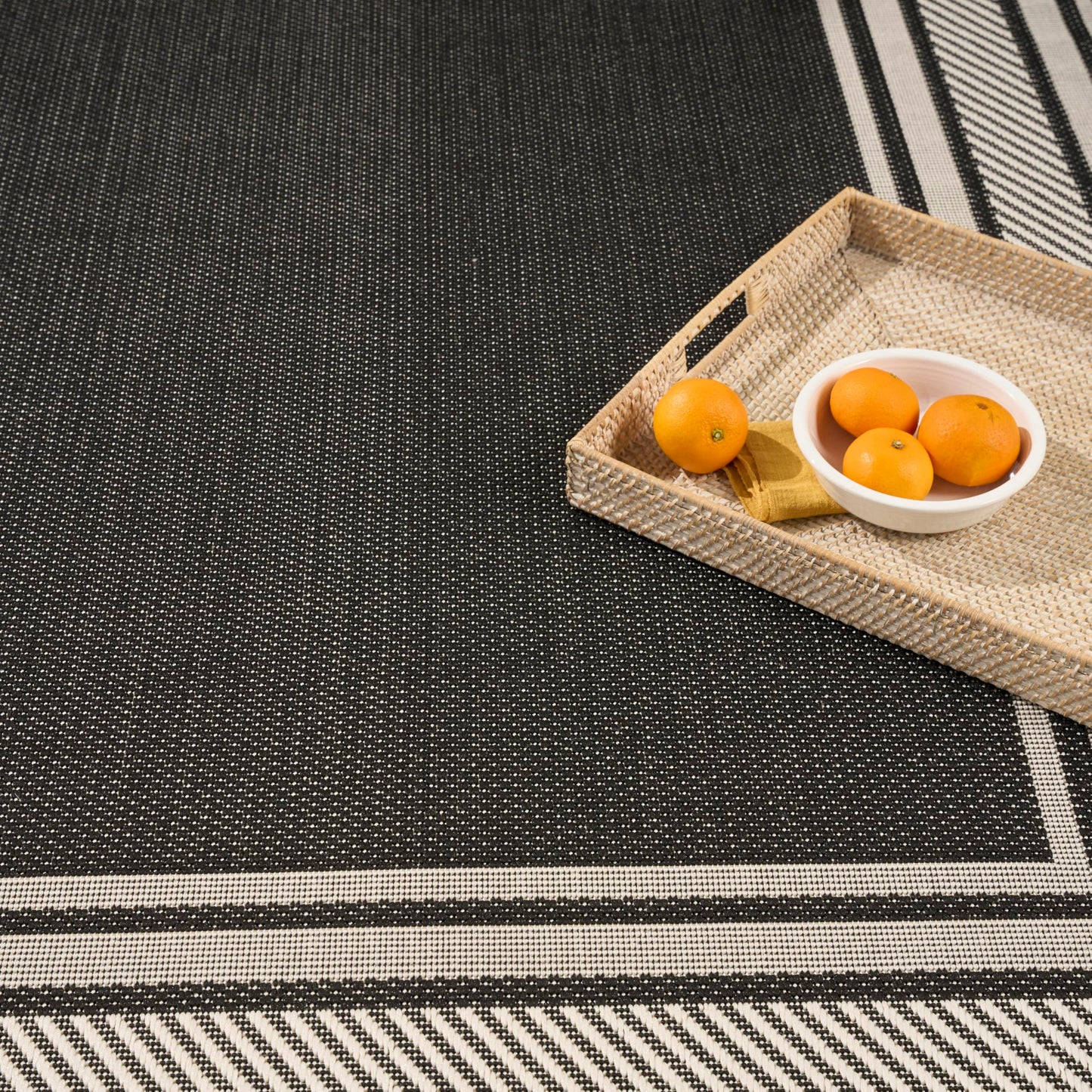 Nourison Home Horizon Indoor/Outdoor Black 4' x 6' Area Rug - Easy Clean, Non Shedding, Bed Room, Living Room, Dining Room, Kitchen (4' x 6')