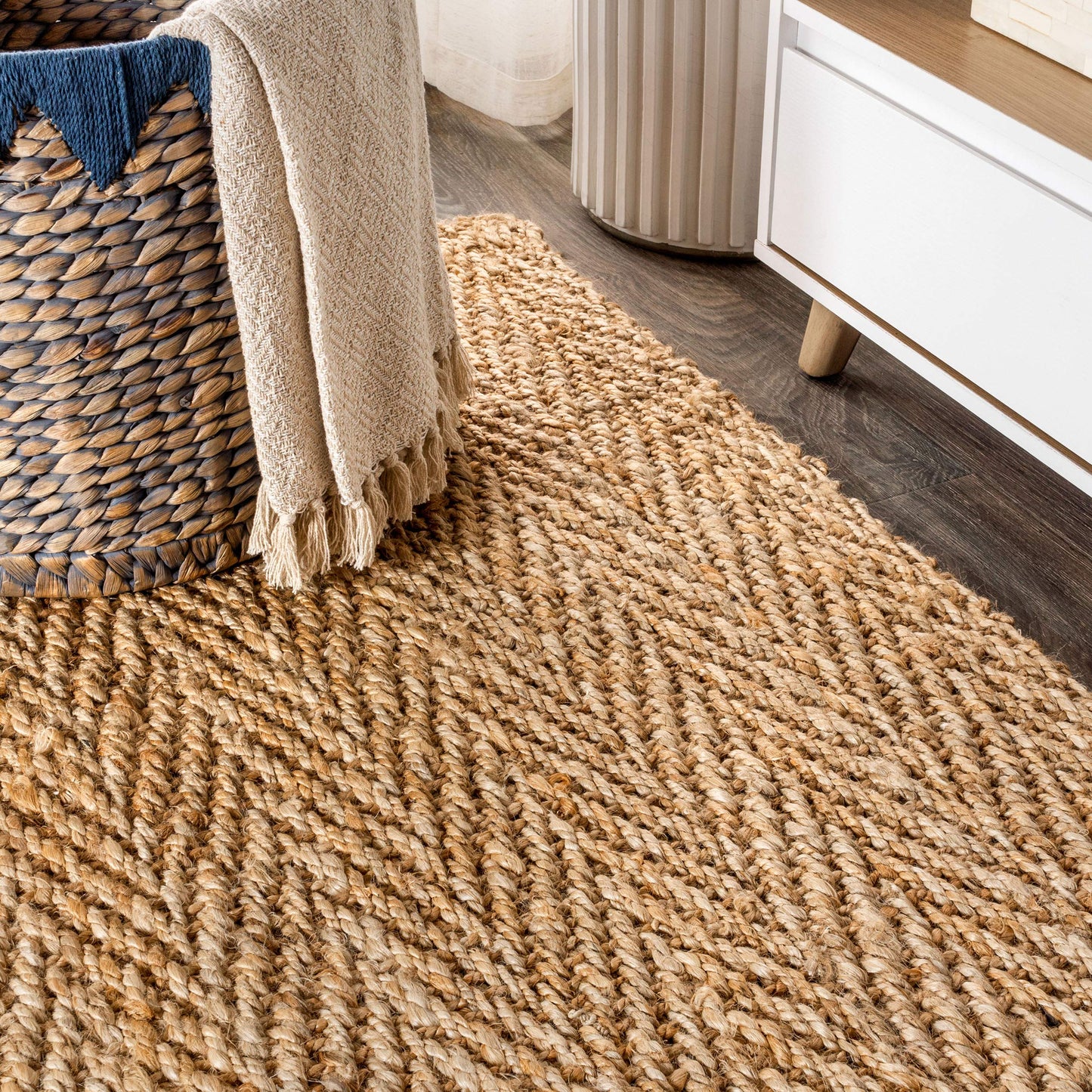 JONATHAN Y Espina Hand Woven Herringbone Chunky Jute Natural Runner Rug, 2x8, Bohemian, Cottage, Easy-Cleaning for Living Room, Bedroom, Kitchen, Pet Friendly, Non-Shedding (NFR101A-28)