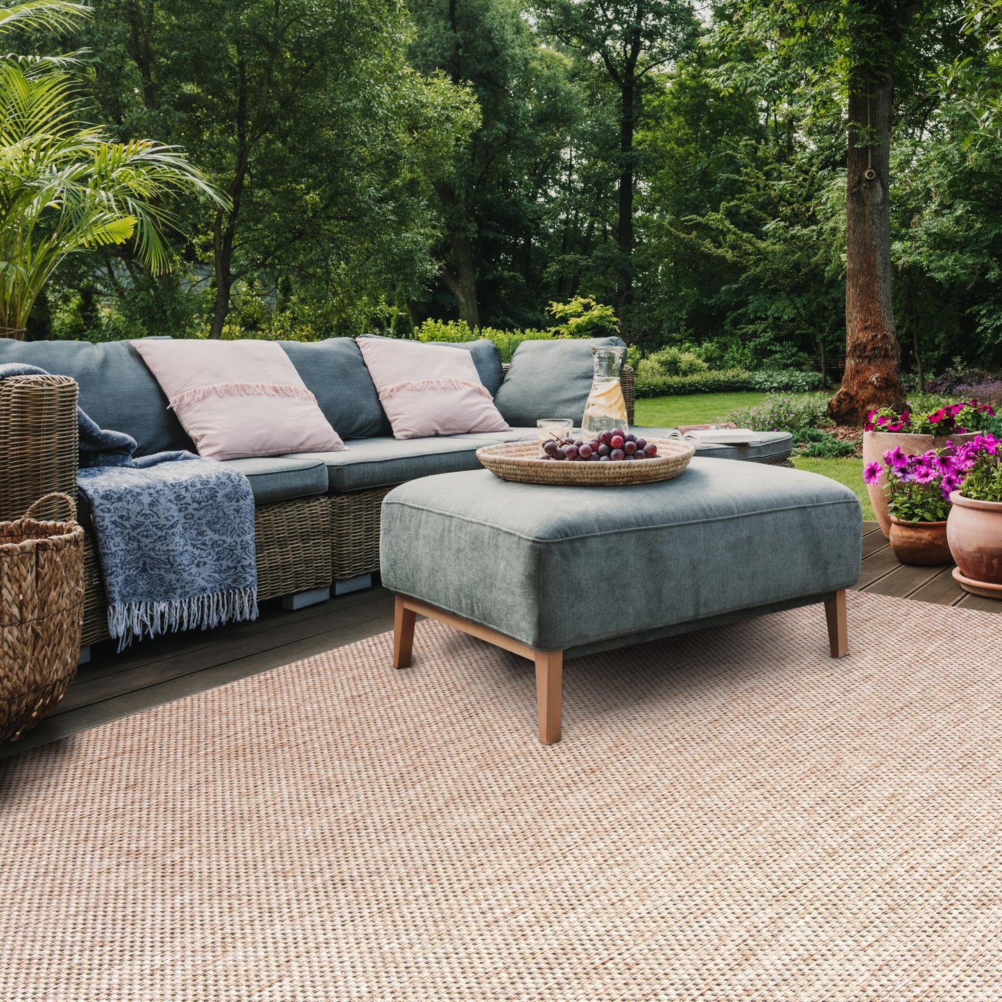 SAFAVIEH Washable Rug Outdoor Courtyard Collection - 8' x 10', Natural & Black, Non-Shedding & Easy Cleaning, Ideal for Patio, Backyard, Mudroom, DIning Space (CY8521-37312)