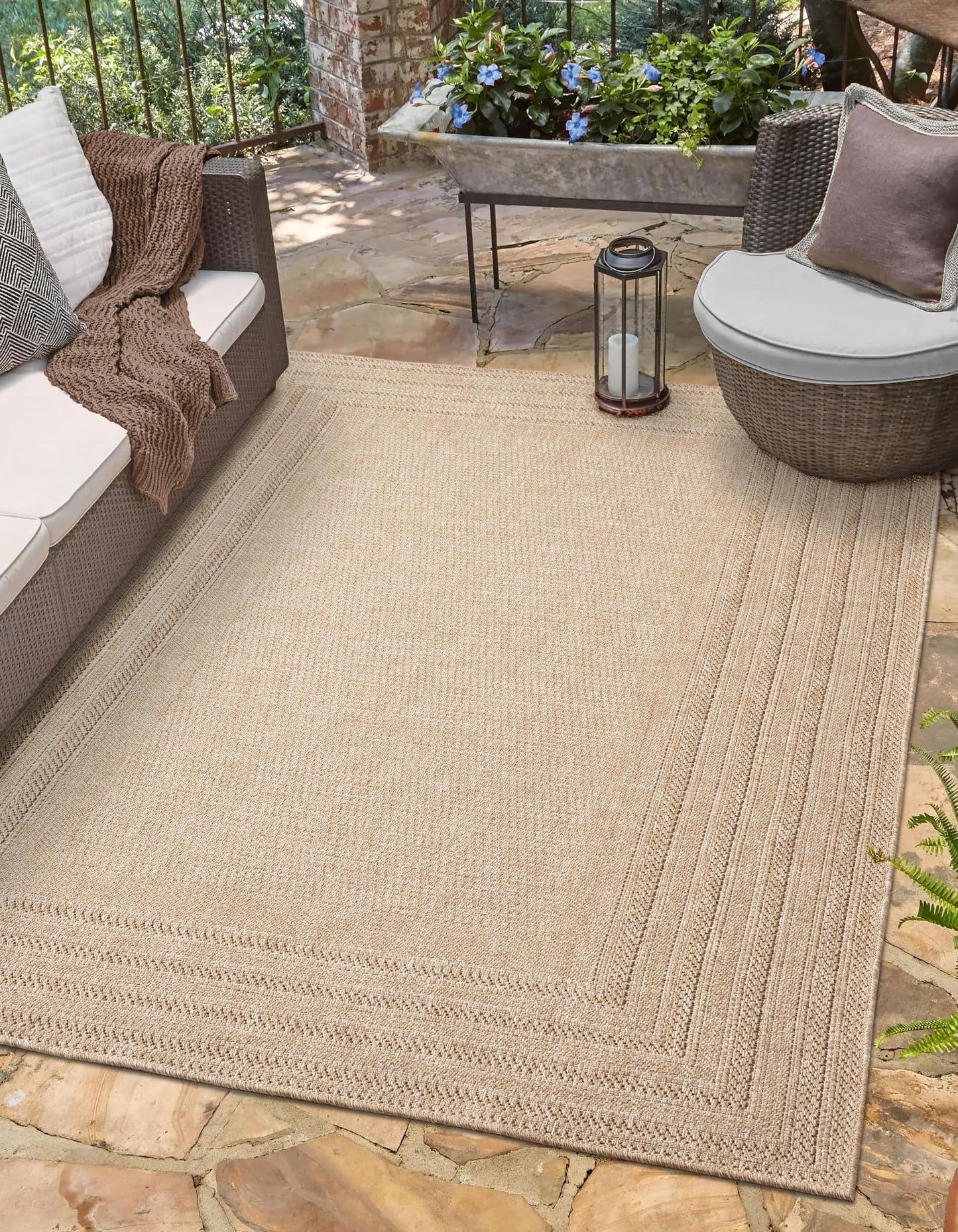 RUGGERRUGS Berry Easy Jute Indoor Outdoor Rug, 5x7 Neutral Bordered Jute Look, Weather Resistant, Easy Care, Lightweight Outdoor Farmhouse Carpet for Patio, Porch, Living Room (5' x 7', Natural)