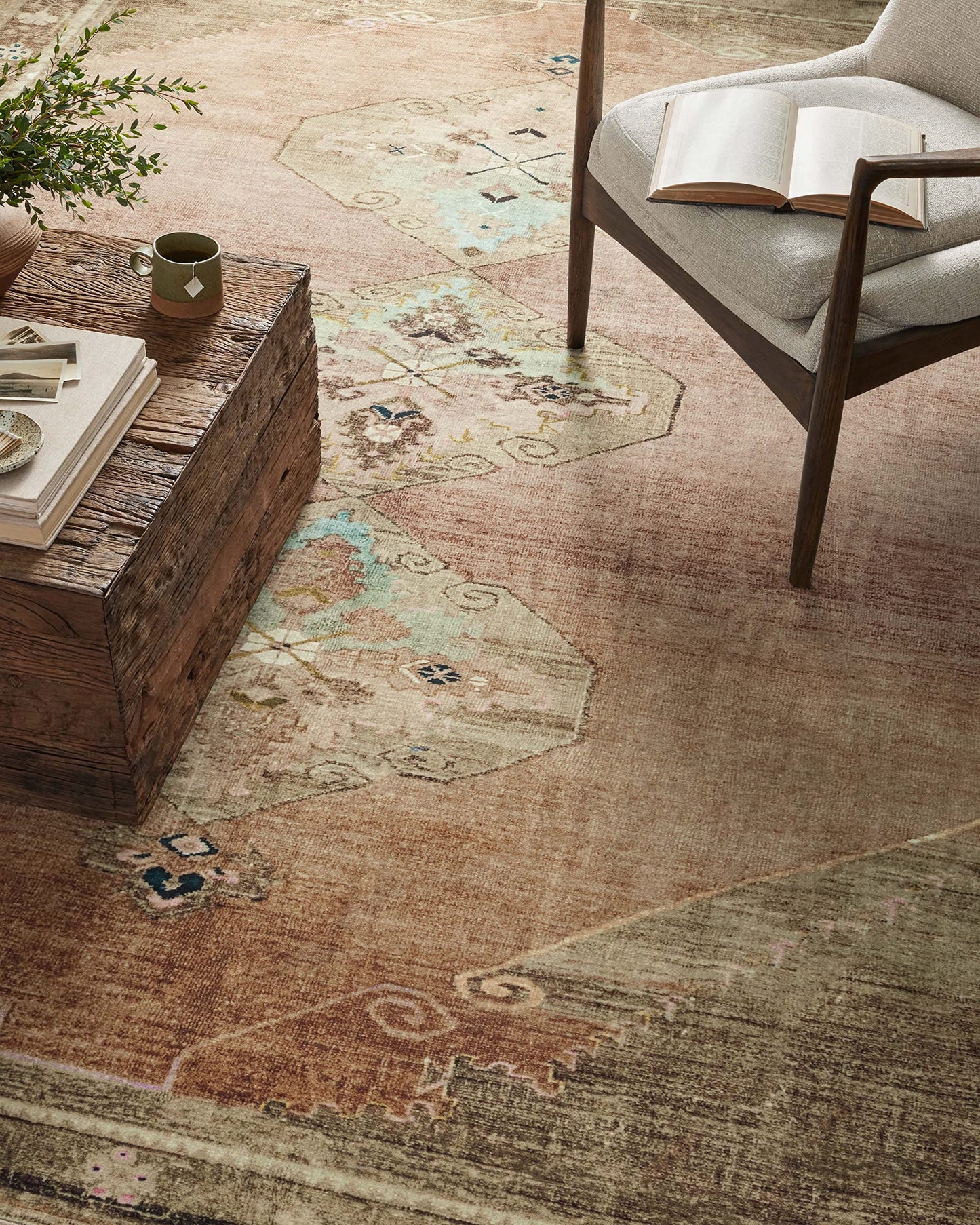 Loloi Magnolia Home by Joanna Gaines Sinclair Collection SIN-06 Clay/Tobacco 5'-0" x 7'-0", .25" Pile Height, Machine Washable, Area Rug