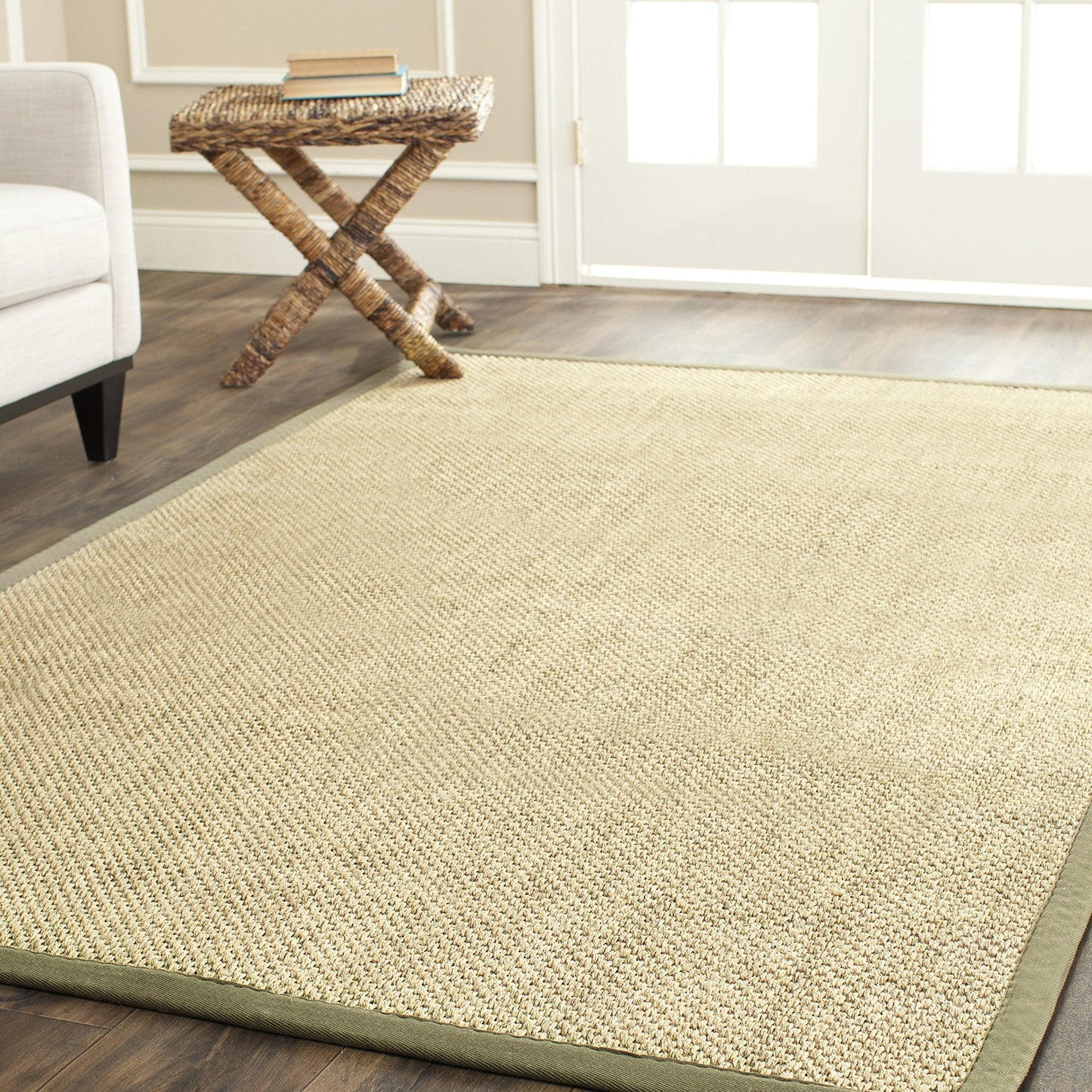 SAFAVIEH Area Rug 5x8 - Natural Fiber Collection - Natural & Green, Sisal, Woven Design with Border (NF443C)