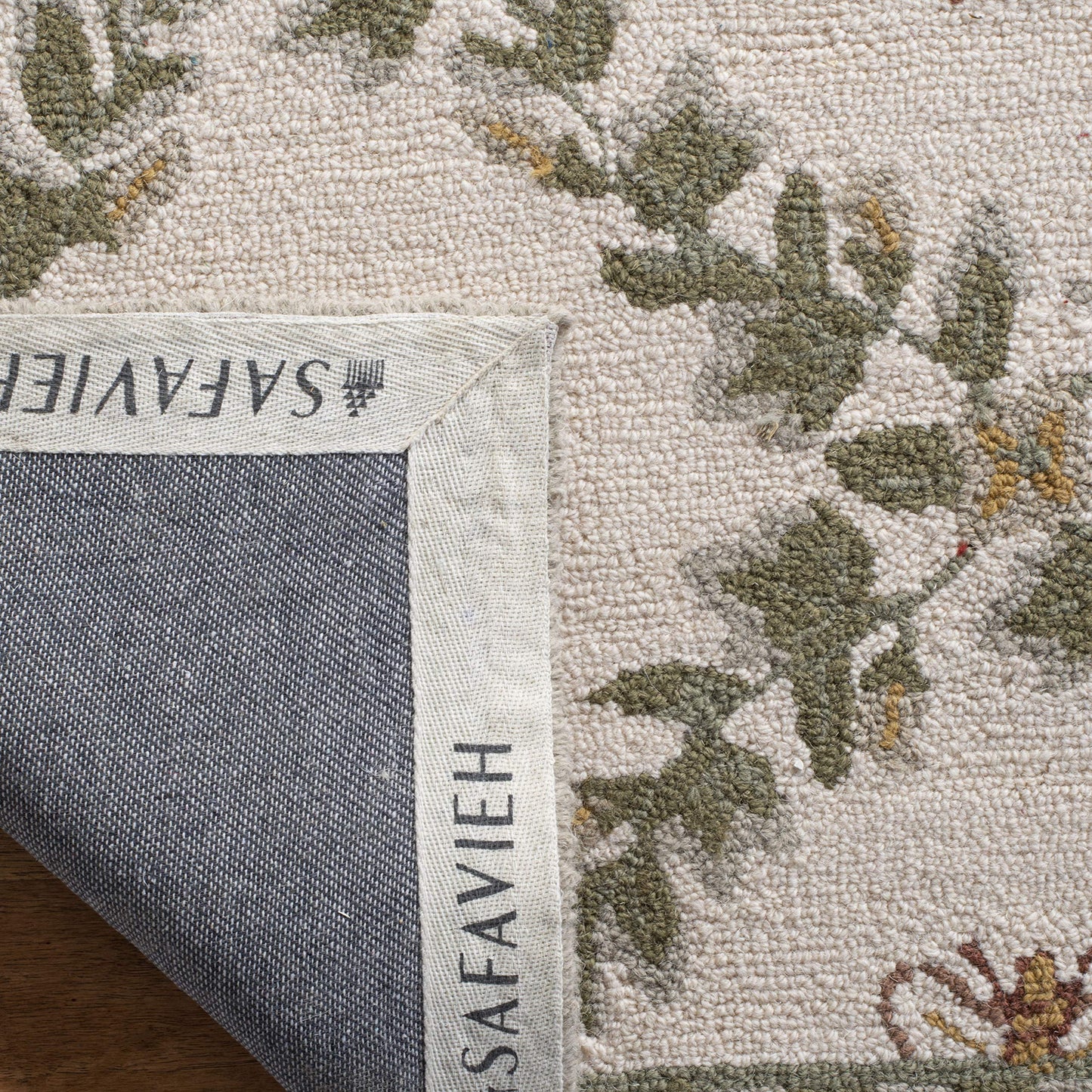 SAFAVIEH Chelsea Collection Area Rug - 6' Square, Ivory & Green, French Country Trellis Design, Hand-Hooked Wool, Ideal for the Living Room, Bedroom, Dining Room (HK55A-6SQ)