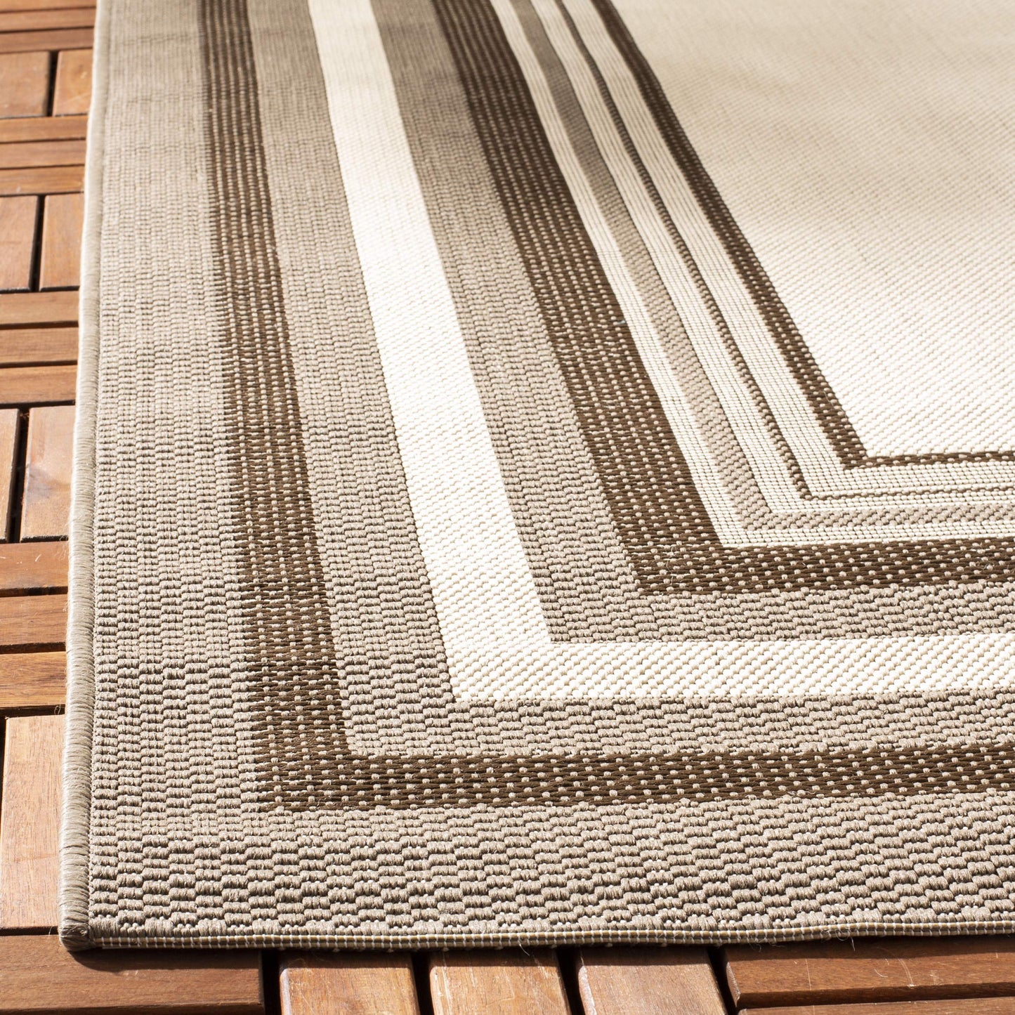 SAFAVIEH Courtyard Collection 2'7" x 5' Beige / Dark Beige CY7896 Indoor/ Outdoor Waterproof Easy Cleaning Patio Backyard Mudroom Area Rug