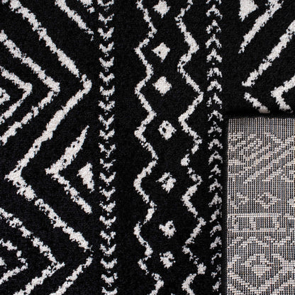 SAFAVIEH Area Rug 10x13 - Tulum Collection - Large - Black & Ivory, Moroccan Boho Distressed Design, Non-Shedding & Easy to Clean, Ideal for Living Room, Bedroom, Dining Space (TUL267Z)