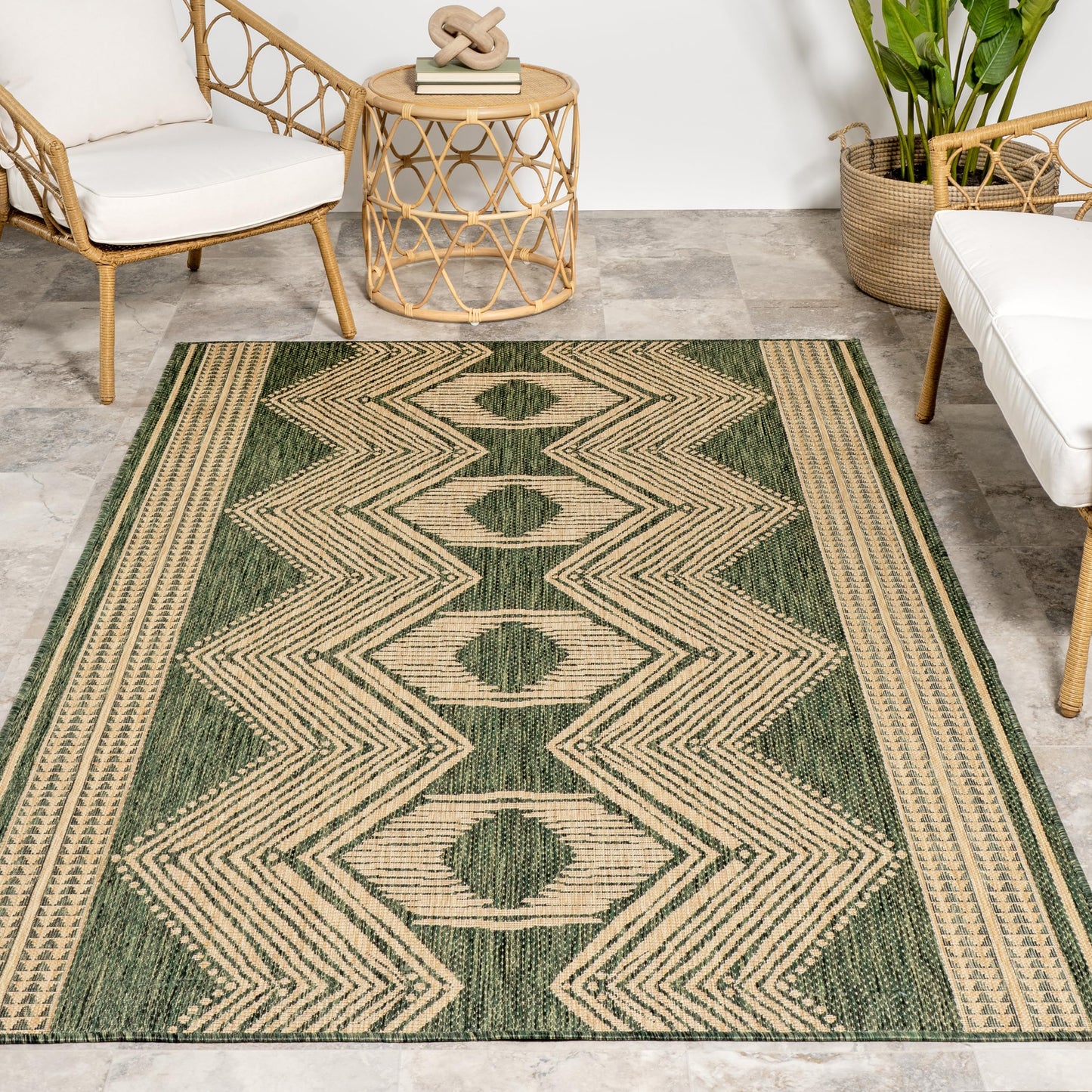 Nuloom Ranya Green/Ivory, 8' x 10', Tribal Geometric, Soft and Cozy, High Traffic, Stain Resistant, Easy Clean, Durable Area Rug for Indoor/Outdoor Patio, Deck, Porch, Garden, Courtyard