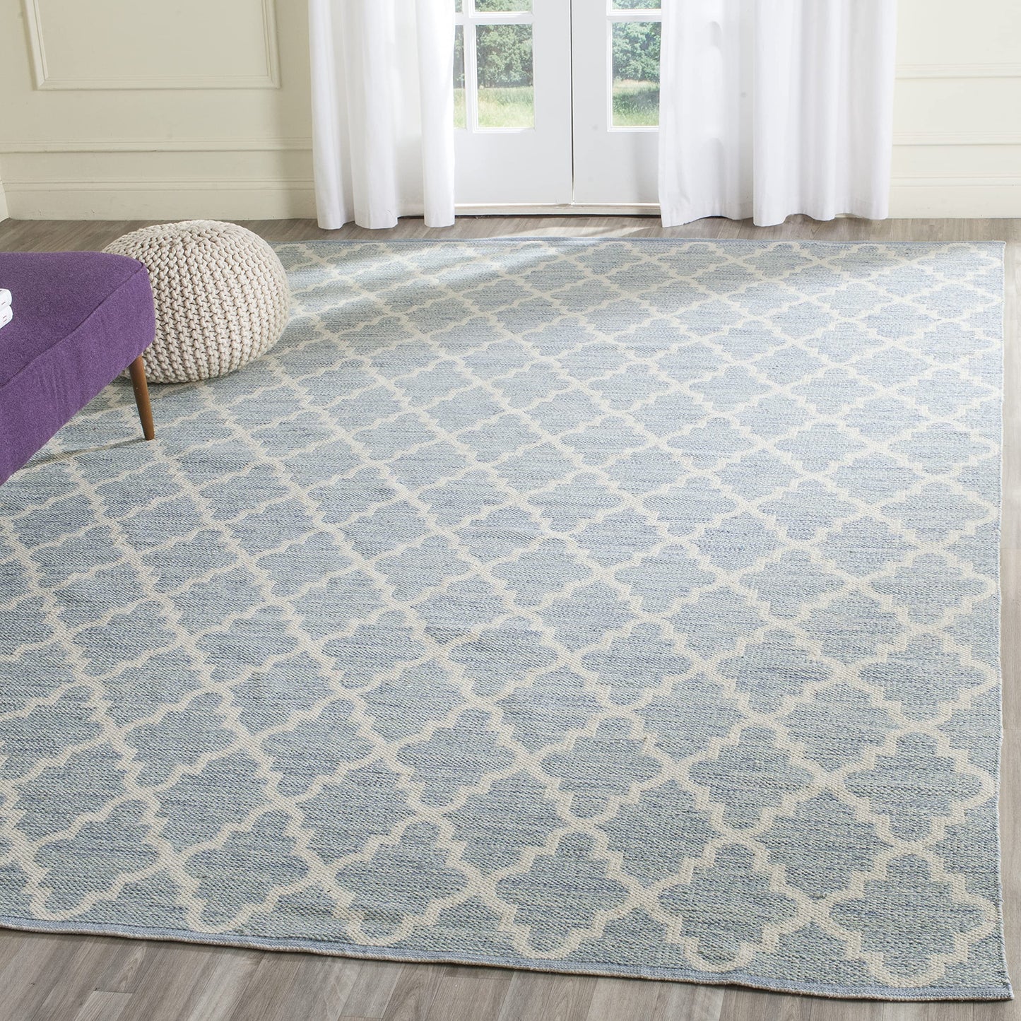 SAFAVIEH Area Rug 8x10 - Montauk Collection - Large - Light Blue & Ivory, Handmade Cotton, Trellis Pattern, Ideal for Living Room, Bedroom, Office, Dining Space (MTK810B)
