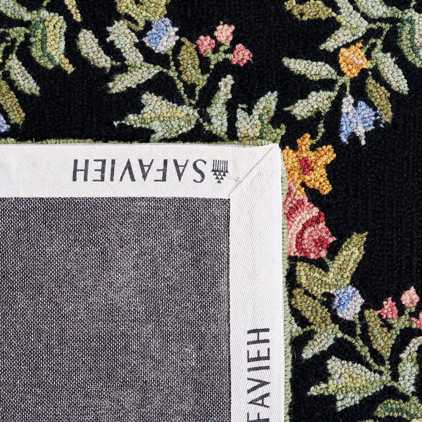 SAFAVIEH Chelsea Collection Runner Rug - 2'6" x 12', Black, Hand-Hooked French Country Wool, Ideal for High Traffic Areas in Living Room, Bedroom (HK60B)