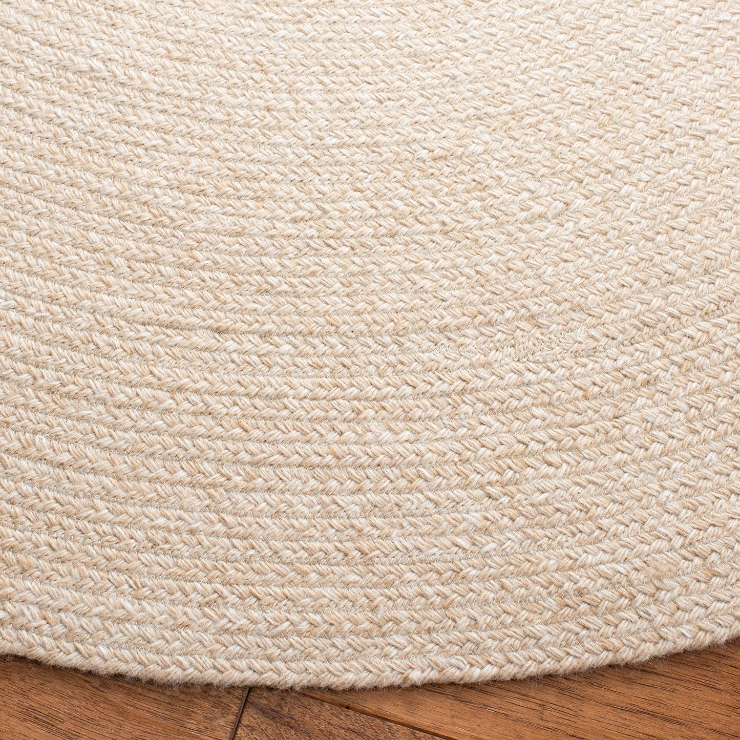 SAFAVIEH Braided Collection 3' Round Beige BRD800B Handmade Country Cottage Reversible Area Rug