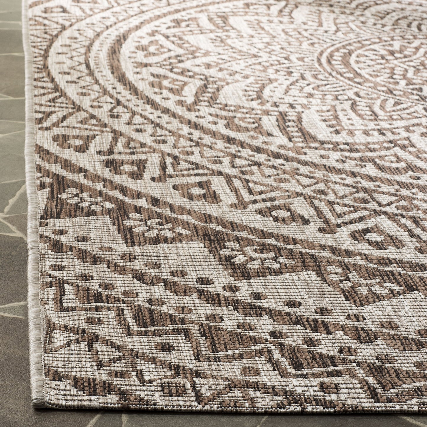 SAFAVIEH Washable Rug Outdoor Courtyard Collection - 5'3" x 7'7", Light Beige & Light Brown, Non-Shedding & Easy Cleaning, Ideal for Patio, Backyard, Mudroom (CY8736-36312)