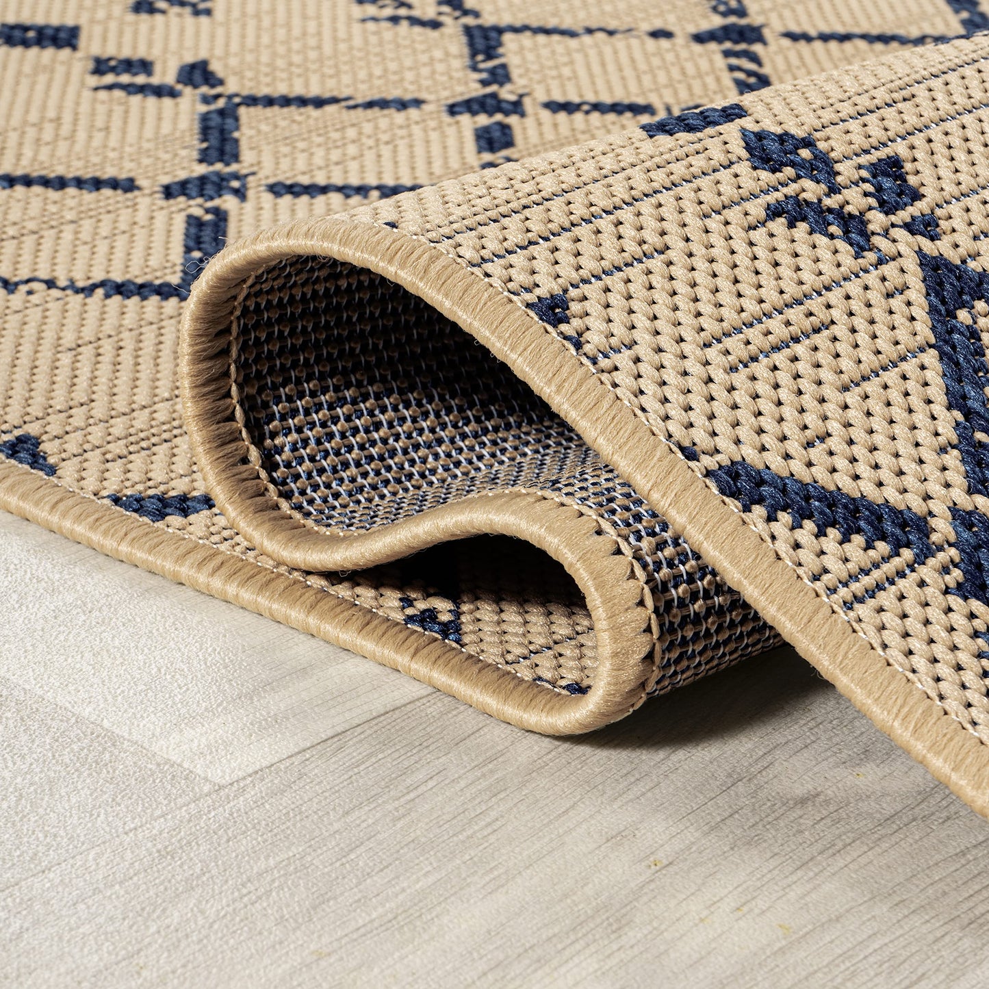 JONATHAN Y Moroccan Geometric Indoor Outdoor Square Area Rug 5X5 Beige/Navy, Ourika Textured Weave for Backyard, Patio, Porch, Easy-Cleaning, High Traffic, Pet-Friendly, Non-Shedding (SMB108H-5SQ)