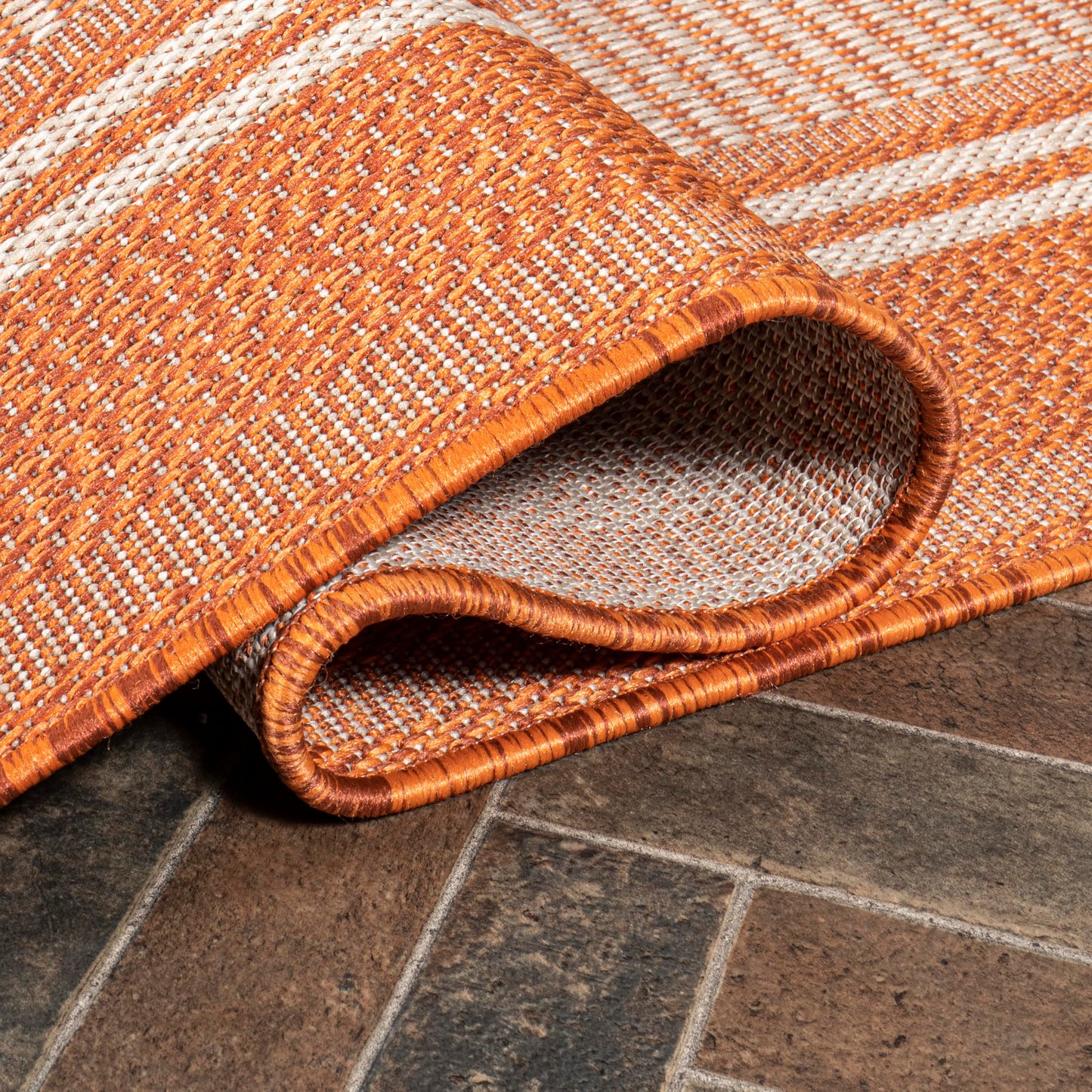 JONATHAN Y Double Stripe Indoor Outdoor Area Rug 3X5 Orange/Cream, Haynes Modern for Backyard, Patio, Porch, Easy-Cleaning, High Traffic, Pet-Friendly, Non-Shedding (SMB202C-3)