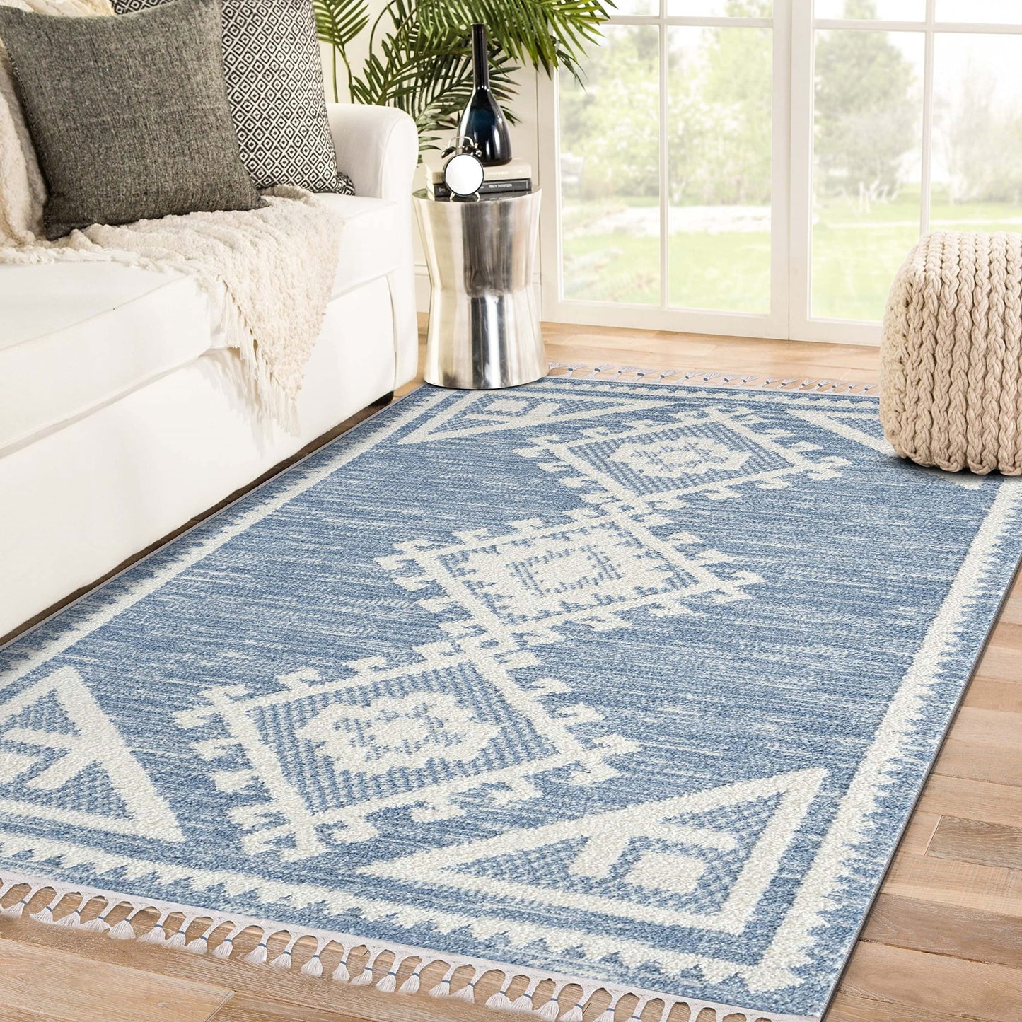 LUXE WEAVERS Ibiza Collection 8066 Blue 5x7 South Western Geometric Area Rug