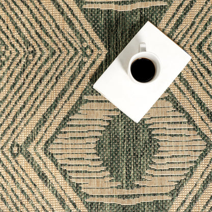 Nuloom Ranya Green/Ivory, 8' x 10', Tribal Geometric, Soft and Cozy, High Traffic, Stain Resistant, Easy Clean, Durable Area Rug for Indoor/Outdoor Patio, Deck, Porch, Garden, Courtyard