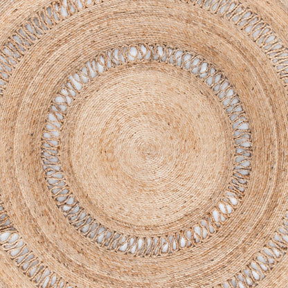 SAFAVIEH Natural Fiber Collection Area Rug - 5' Round, Natural, Handmade Boho Country Charm Jute, Ideal for High Traffic Areas in Living Room, Bedroom (NFB254A)