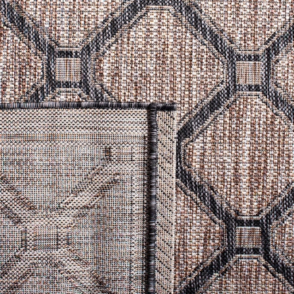 SAFAVIEH Courtyard Collection 5'3" x 7'7" Natural / Black CY8471 Indoor/ Outdoor Waterproof Easy Cleaning Patio Backyard Mudroom Area Rug