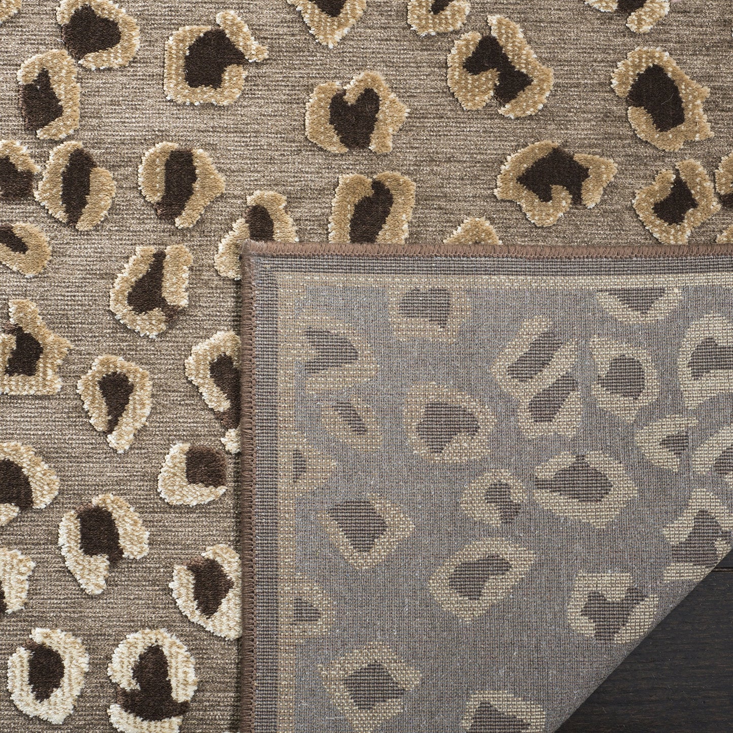 SAFAVIEH Paradise Collection Accent Rug - 4' x 5'7", Beige & Brown, Animal Print Viscose Design, Ideal for High Traffic Areas in Entryway, Living Room, Bedroom (PAR84-303)