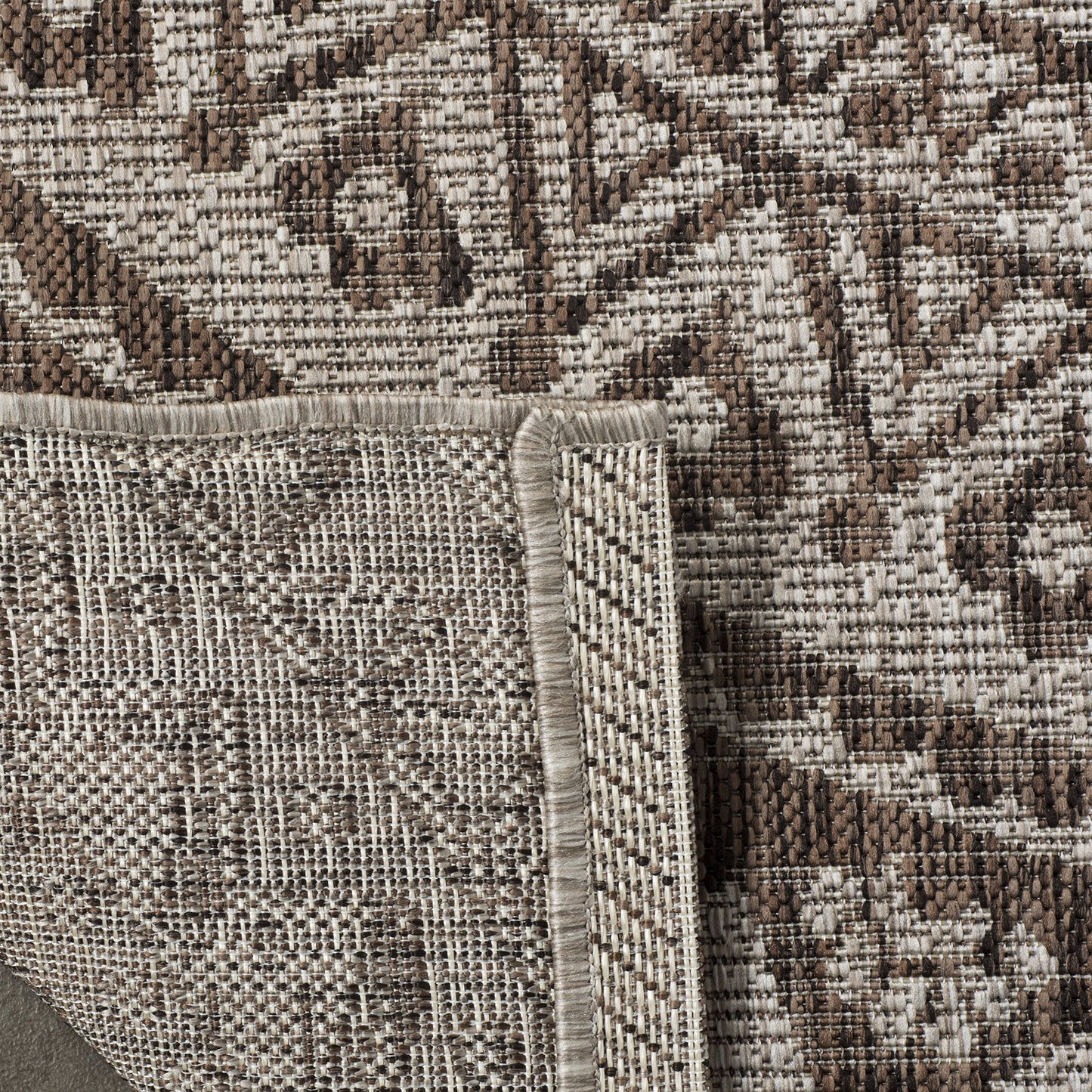 SAFAVIEH Washable Rug Outdoor Courtyard Collection - 5'3" x 7'7", Light Beige & Light Brown, Non-Shedding & Easy Cleaning, Ideal for Patio, Backyard, Mudroom (CY8736-36312)