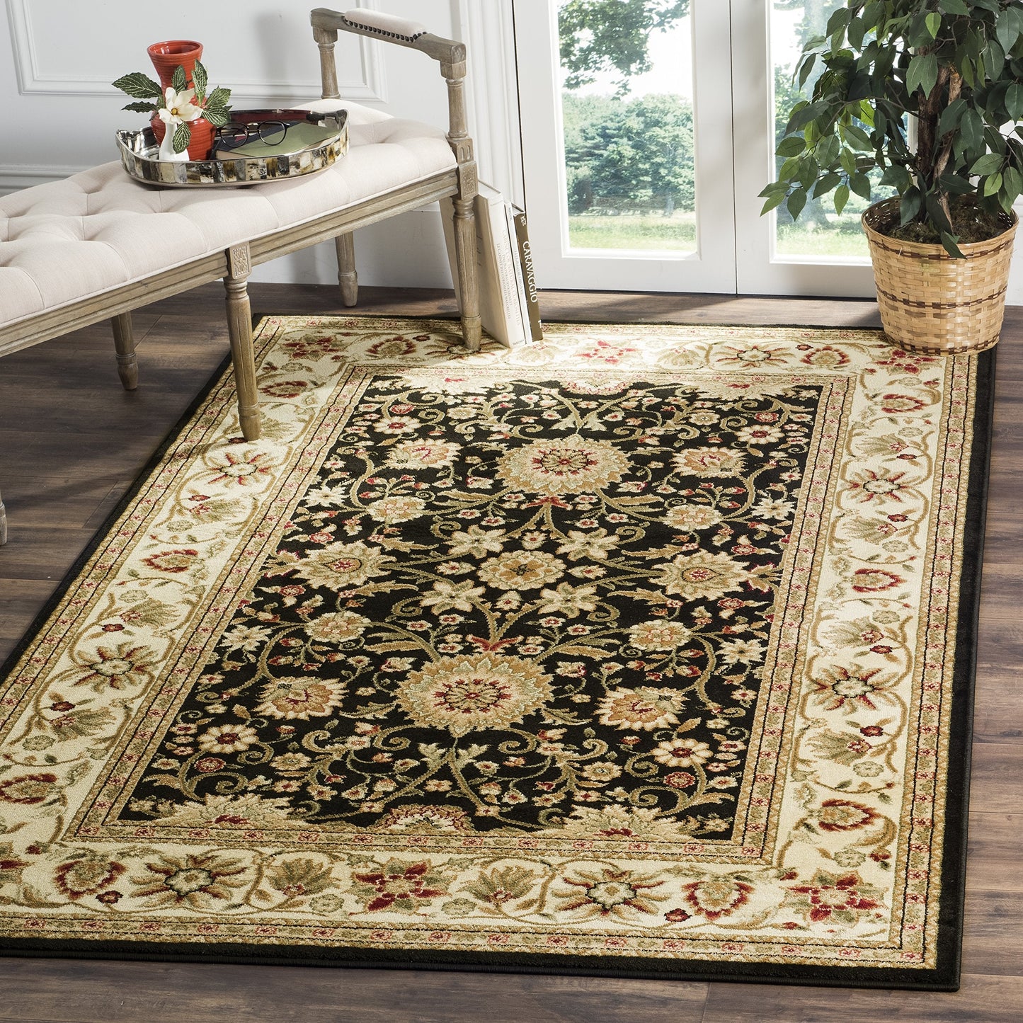 SAFAVIEH Lyndhurst Collection Area Rug - 3'3" Square, Black & Ivory, Traditional Oriental Design, Non-Shedding & Easy Care, Ideal for High Traffic Areas in Living Room, Bedroom (LNH212A)